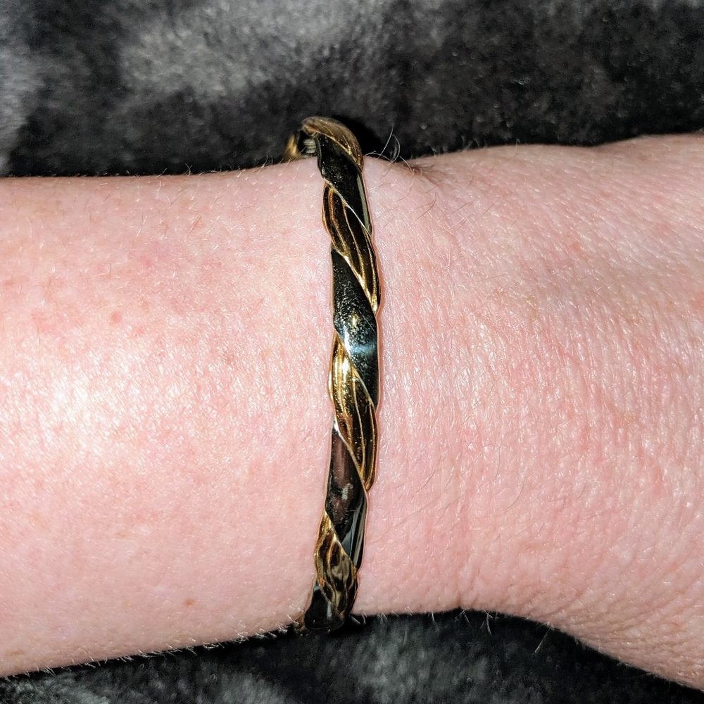 Bracelet - Picture 2 of 8